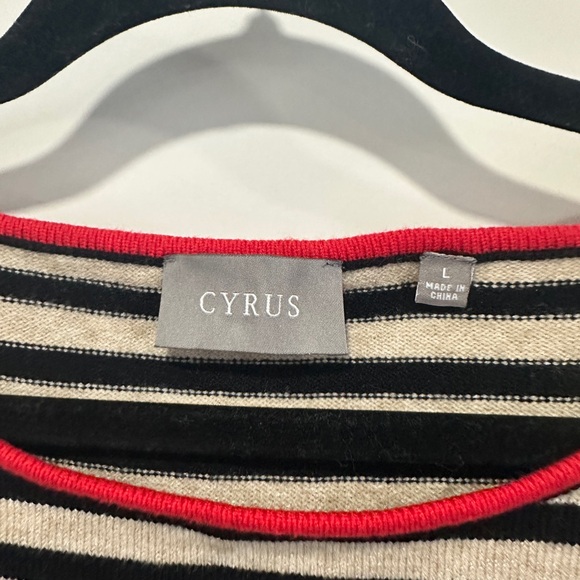 Brand New Multi Coloured Sweater. - Picture 11 of 14